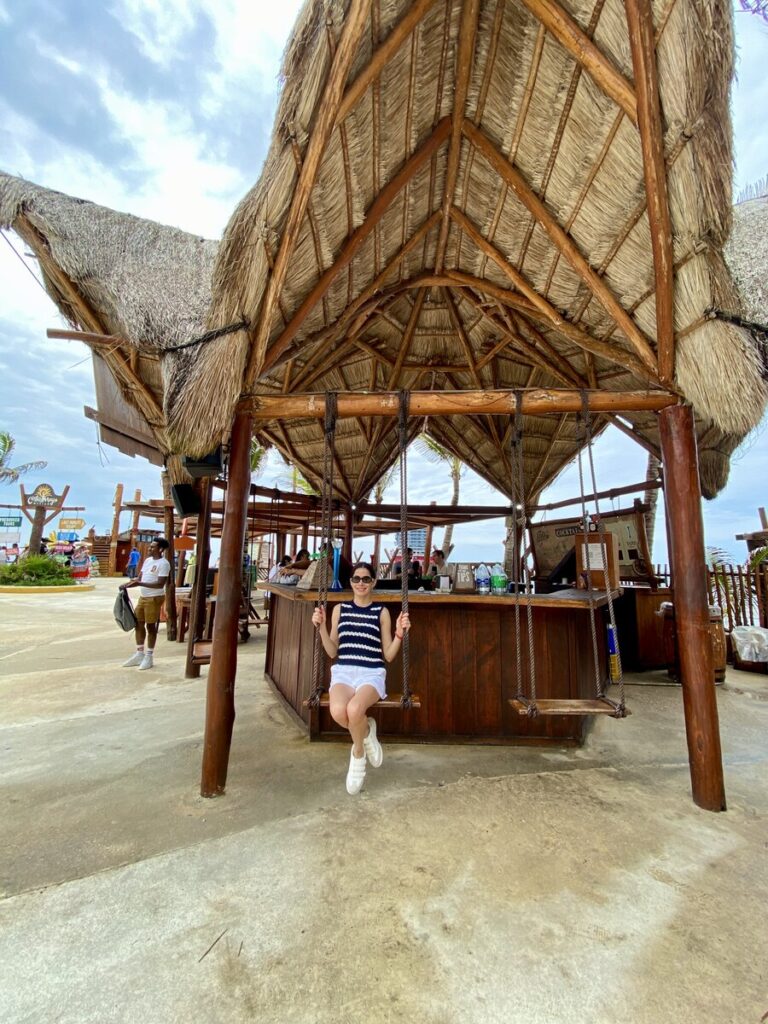 Costa maya Cruise Port Swings