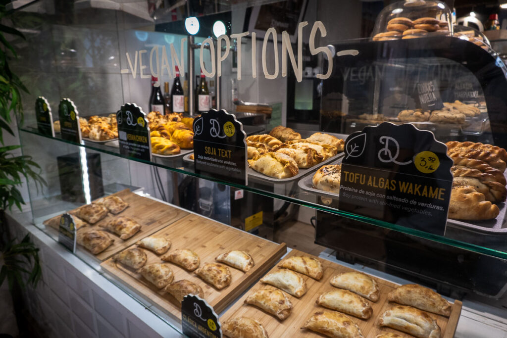 empanadas vegan options in Dempanadas restaurant in valencia