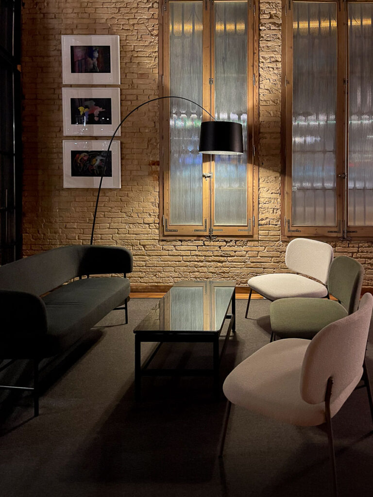 nook area inside the restaurant Ricard Camarena in Valencia