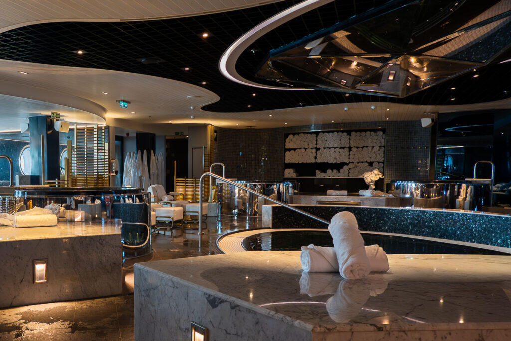 Virgin Voyages spa pool, the hot plunge and cold plunge