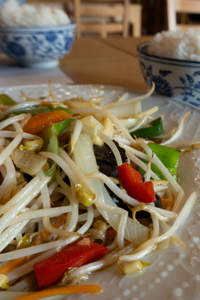 Verduras salteadas con bambú y setas from bar restaurant phi barcelona