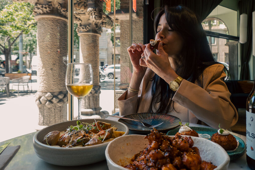 eating wild food best vegan restaurants barcelona