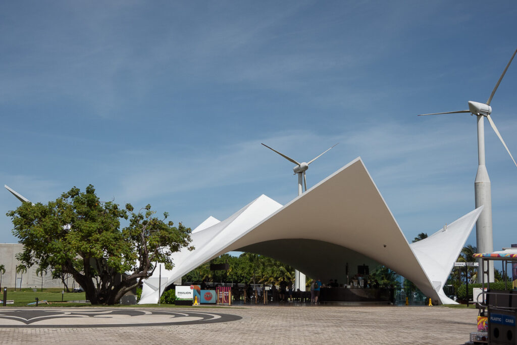 casa Bacardi pavilion san juan designed by  Architect Félix Candela