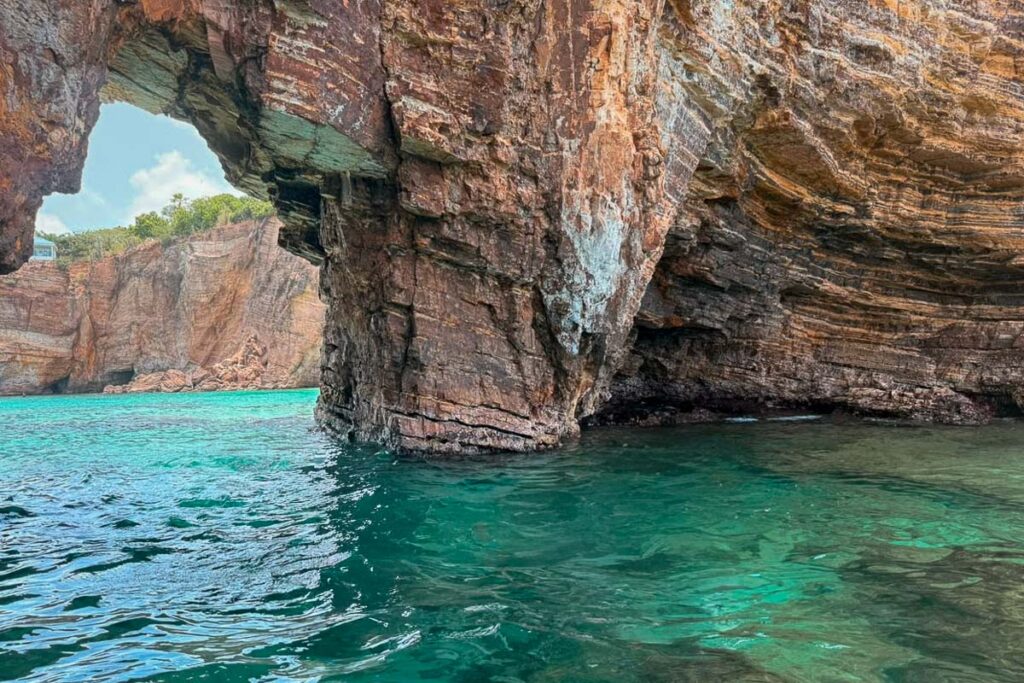 St Martin Sea Arch Baie Rouge Beach Private Charter Explr SX