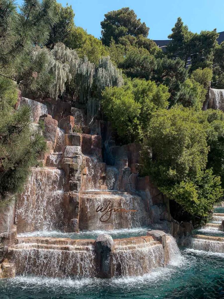 Wynn hotel waterfall Las Vegas