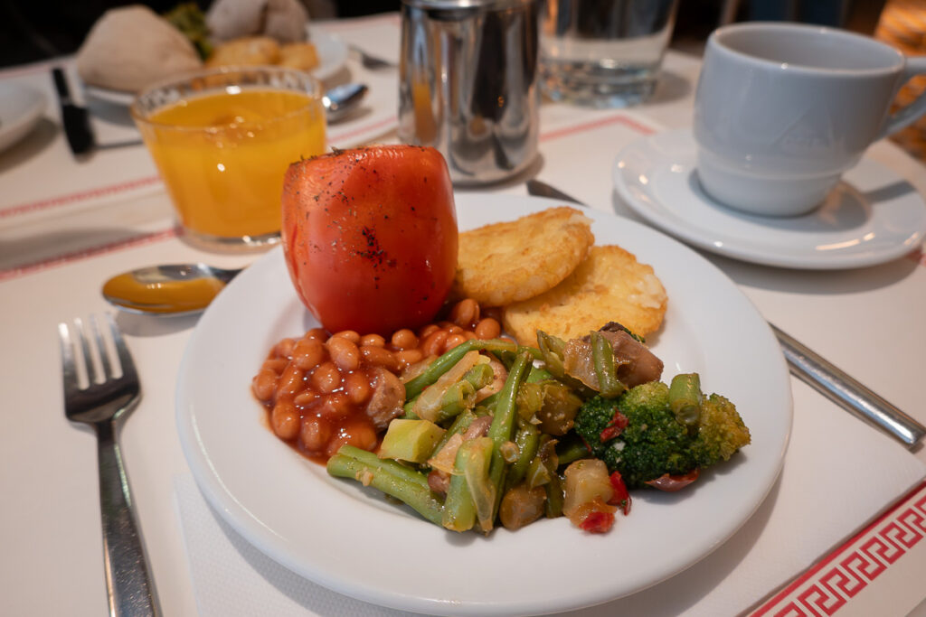 beans, vegetables, hashbrown which is the plant-based options in the breakfast in Brown's Central Hotel Lisbon 