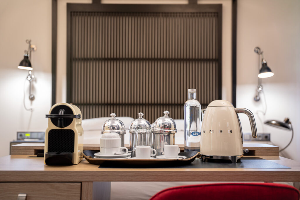 Coffee and tea machine from the superior room Browns Central hotel Lisbon reviews