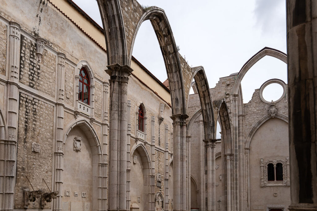 Carmo Convent Lisbon no roof church