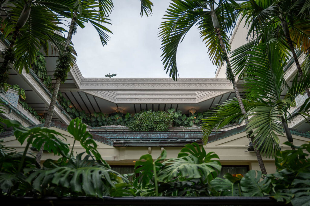 Mayfair House Miami Courtyard