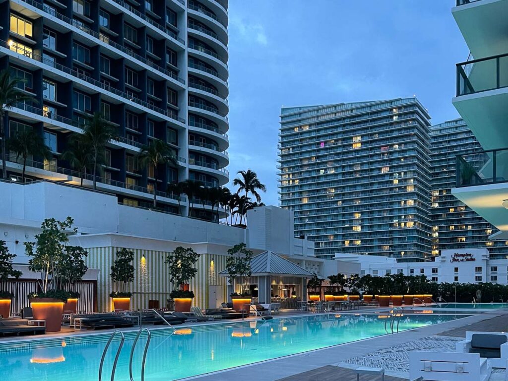 Hotel Review Dua Miami Rooftop Pool