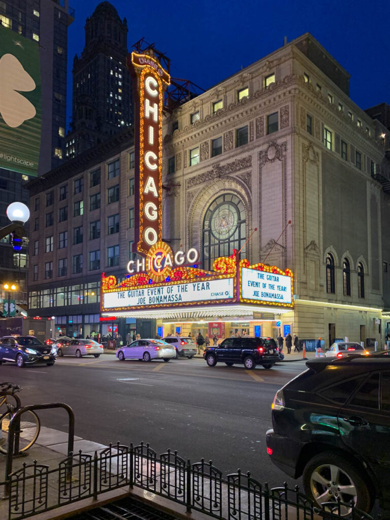 Chicago 3 Days Itinerary The Chicago Theatre